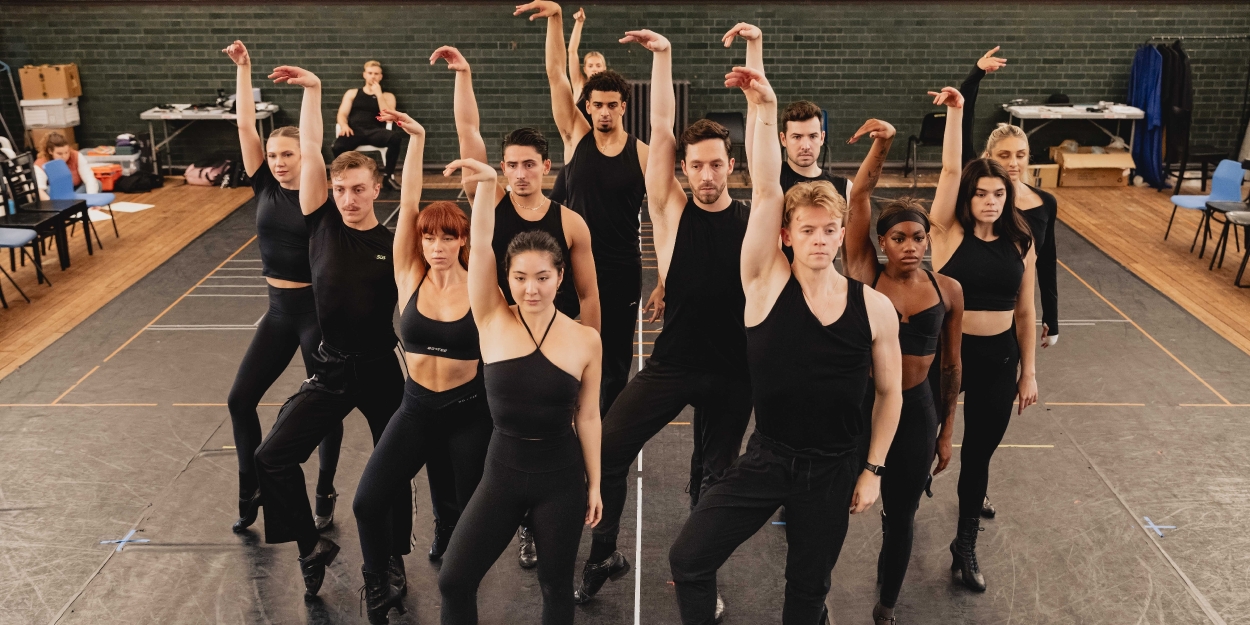 Photos: Faye Brookes, Djalenga Scott, and More in Rehearsal For the UK Tour of CHICAGO Photo