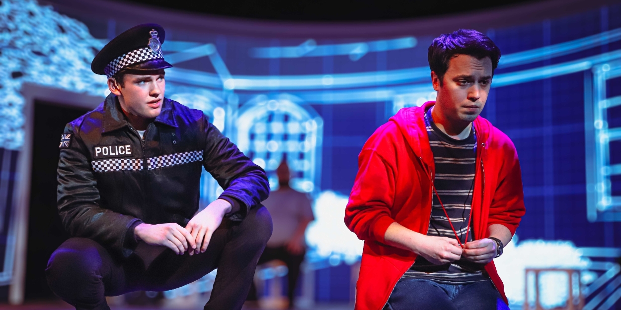 Photos: THE CURIOUS INCIDENT OF THE DOG IN THE NIGHT-TIME at Tacoma Little Theatre Photo