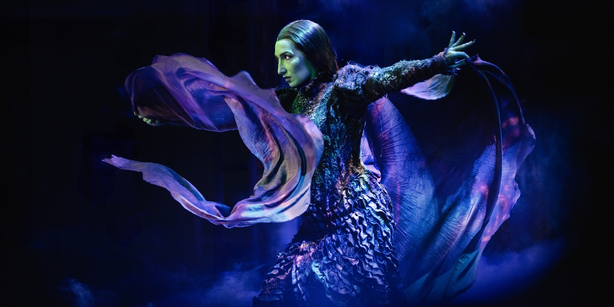 Photos: Emma Kingston, Zizi Strallen, and the New London Cast of WICKED Photo