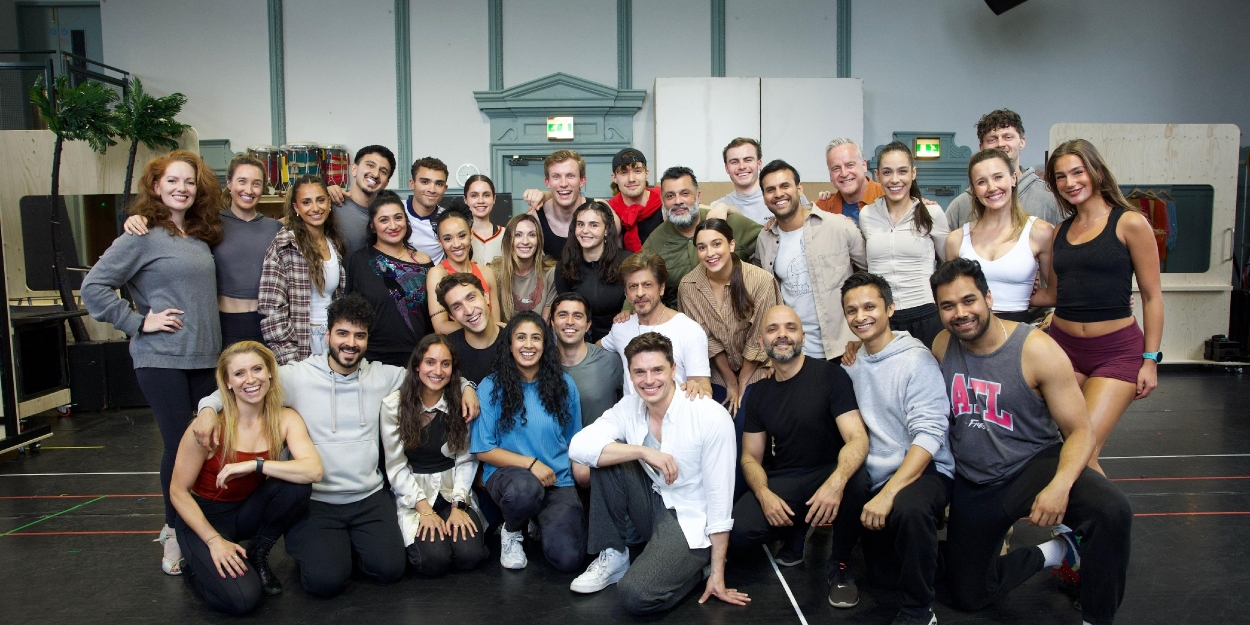 Photos: Shah Rukh Khan Visits COME FALL IN LOVE - The DDLJ Musical Rehearsals Photo