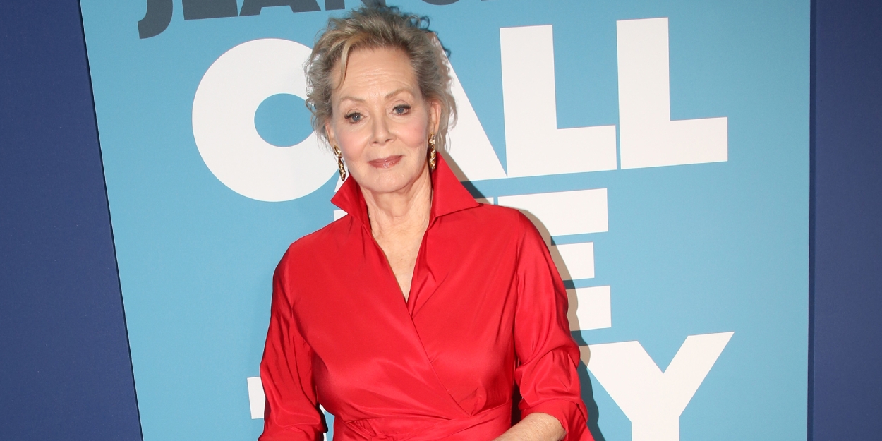 Photos: CALL ME IZZY Star Jean Smart Hit the Red Carpet on Opening Night Photo