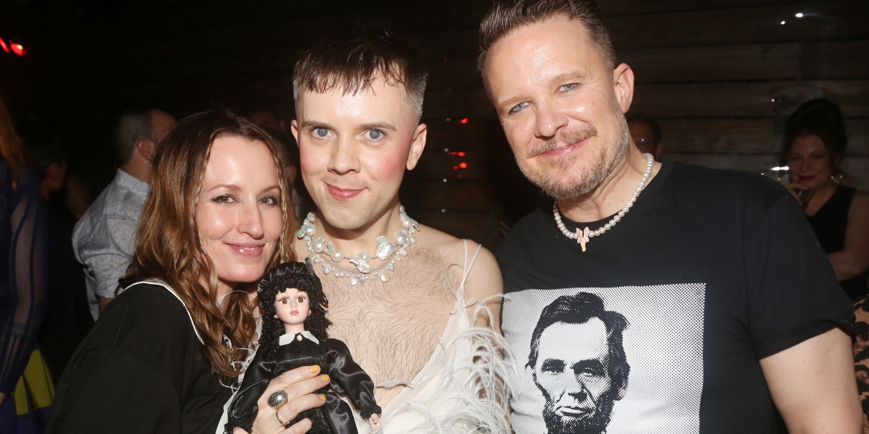 Photos: OH, MARY! Celebrates Opening Night at The Eagle Photo