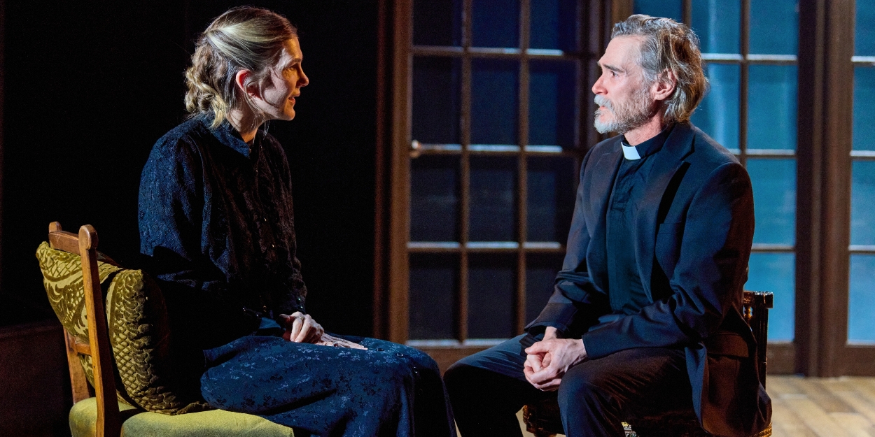 Photos: Ella Beatty, Lily Rabe, Billy Crudup and More in GHOSTS at Lincoln Center Theater Photo