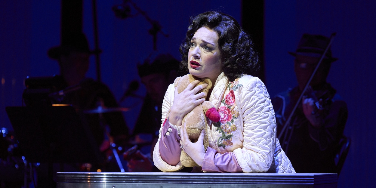 Photos: First Look at Great Lakes Theater's ALWAYS...PATSY CLINE Photo