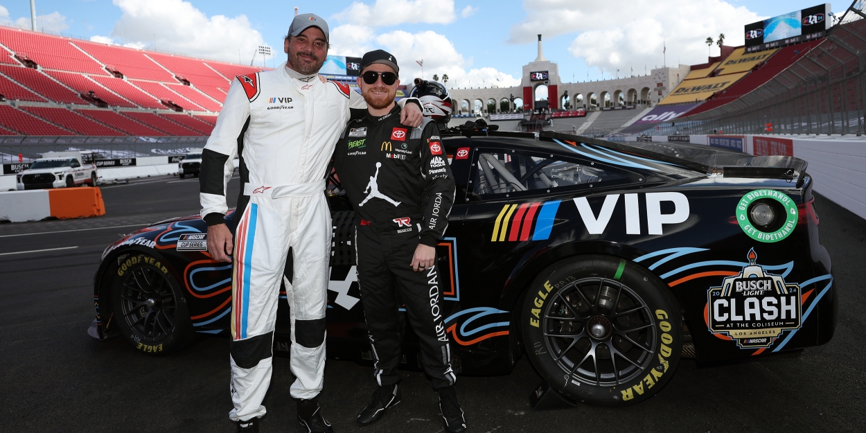 Photos: Harry Jowsey, Howie Mandel, Skeet Ulrich, and More Whip Around LA Coliseum Ahead of 2024 NASCAR Clash Photo