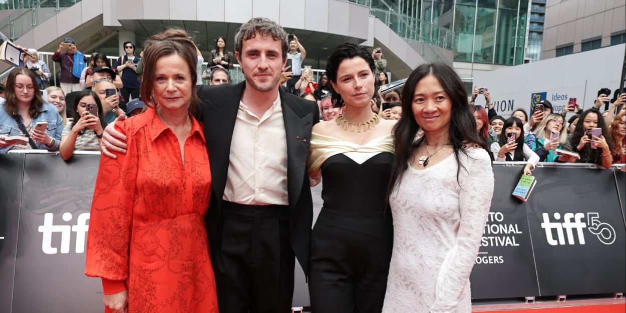 Photos: Jessie Buckley, Paul Mescal, & More Attend TIFF Premiere of HAMNET Photo