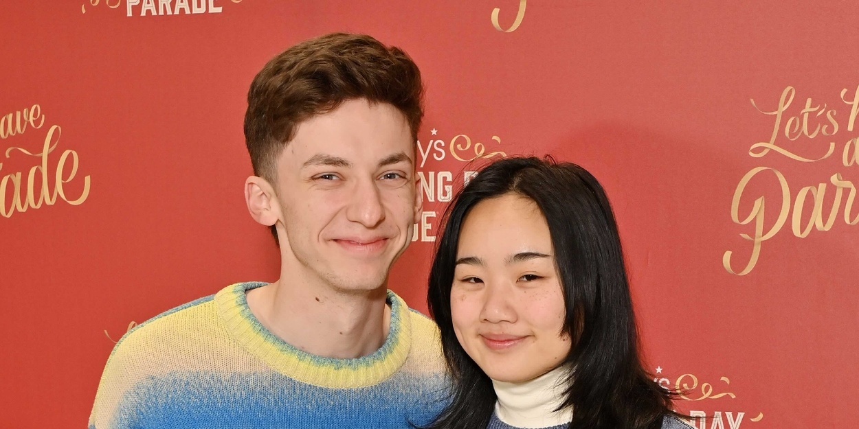 Photos: Leslie Odom Jr., Helen J. Shen, & More Attend Macy's Thanksgiving Day Parade Photo