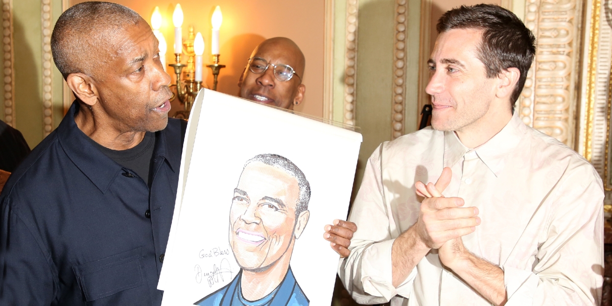 Photos: OTHELLO Star Denzel Washington Celebrates Sardi's Portrait Reveal Photo