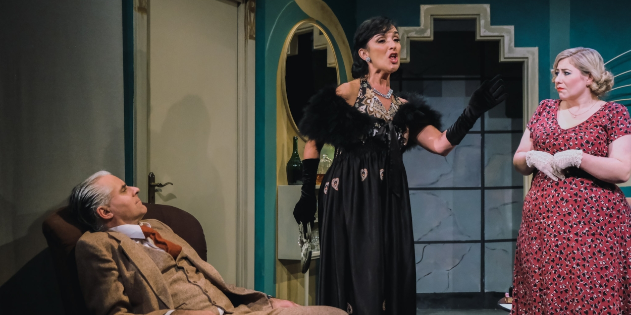 Photos: Noel Coward's PRESENT LAUGHTER At The Everyman Photo