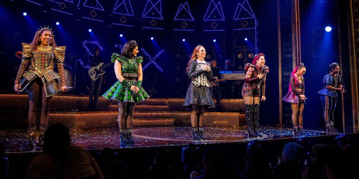 Photos: New SIX Queens Take First Bows on Broadway