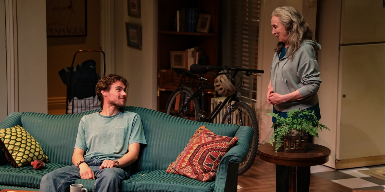Review: 4000 MILES at Berkshire Theatre Group Photo