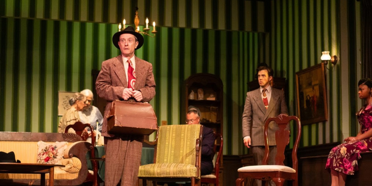 Review: ARSENIC AND OLD LACE at The Barnstormers Photo