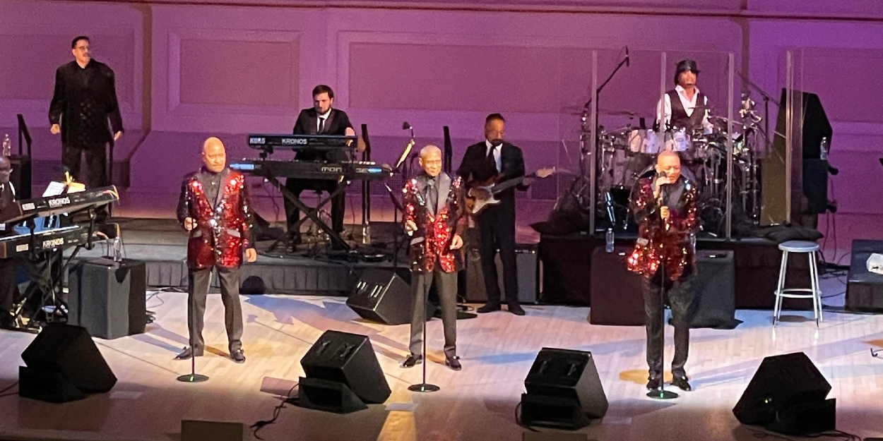 Review: Betcha By Golly Wow, THE STYLISTICS Proved They've Still Got It At Carnegie Hall Photo