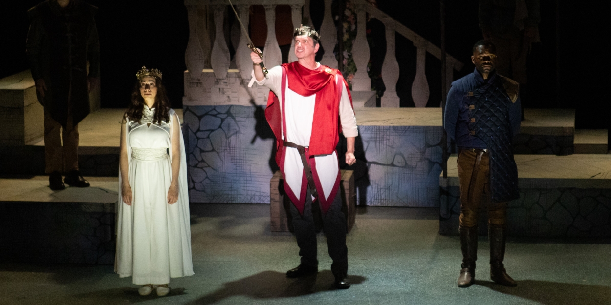 Review: CAMELOT at The Barnstormers