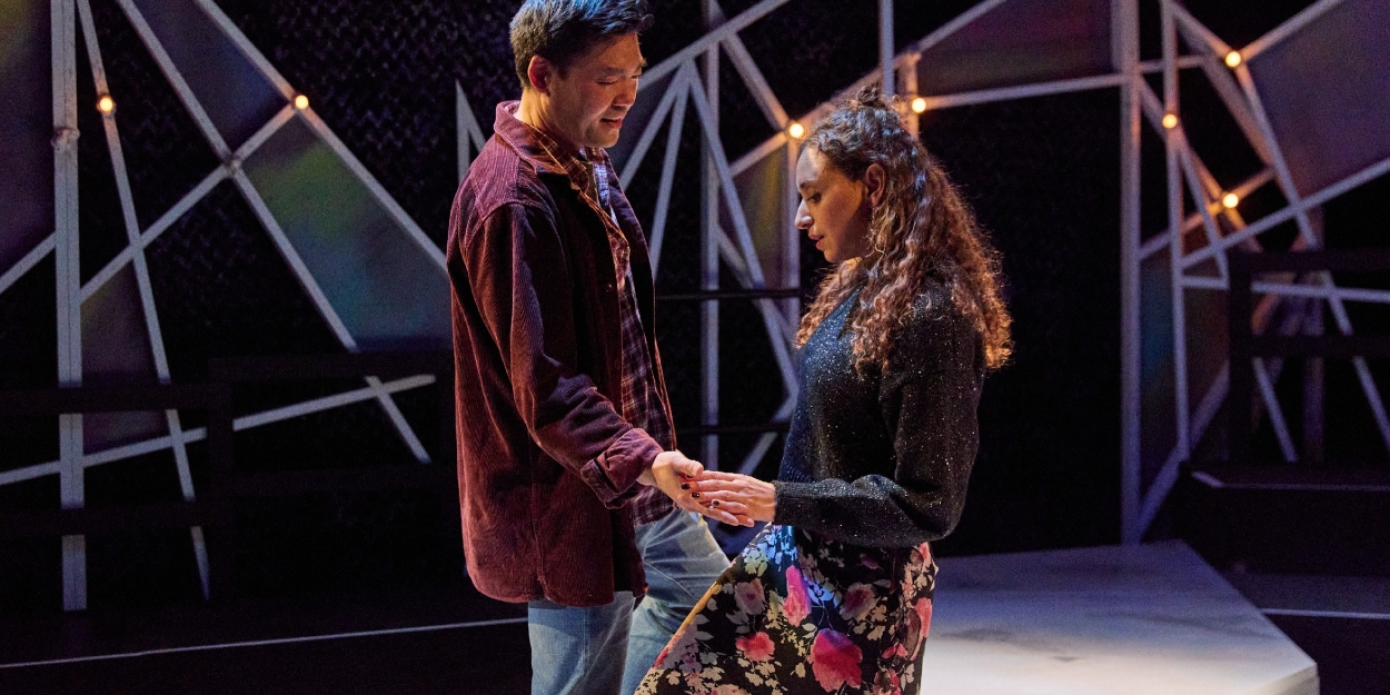 Review: CONSTELLATIONS at Constellation Theatre  Image