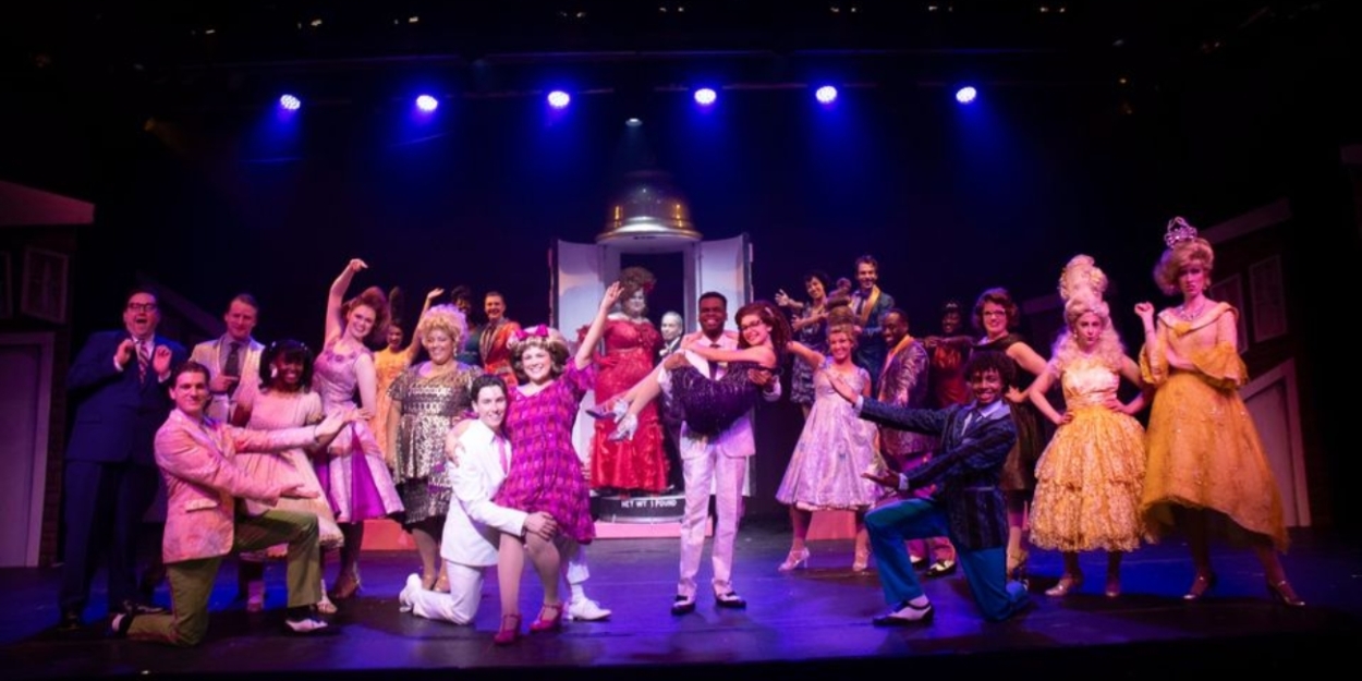 Review: HAIRSPRAY at Dutch Apple Dinner Theatre  Image