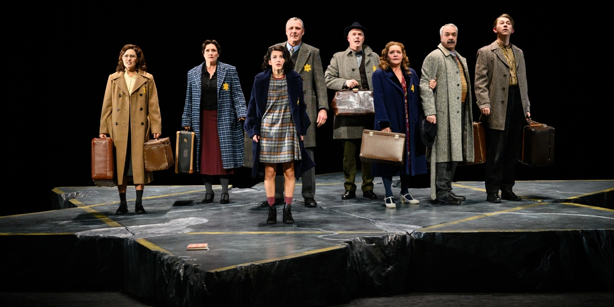 Review: JE ANNE – An Intimate yet Slightly Tedious Portrait of Anne Frank ⭐️⭐️⭐️ at Schouwburg Amstelveen 