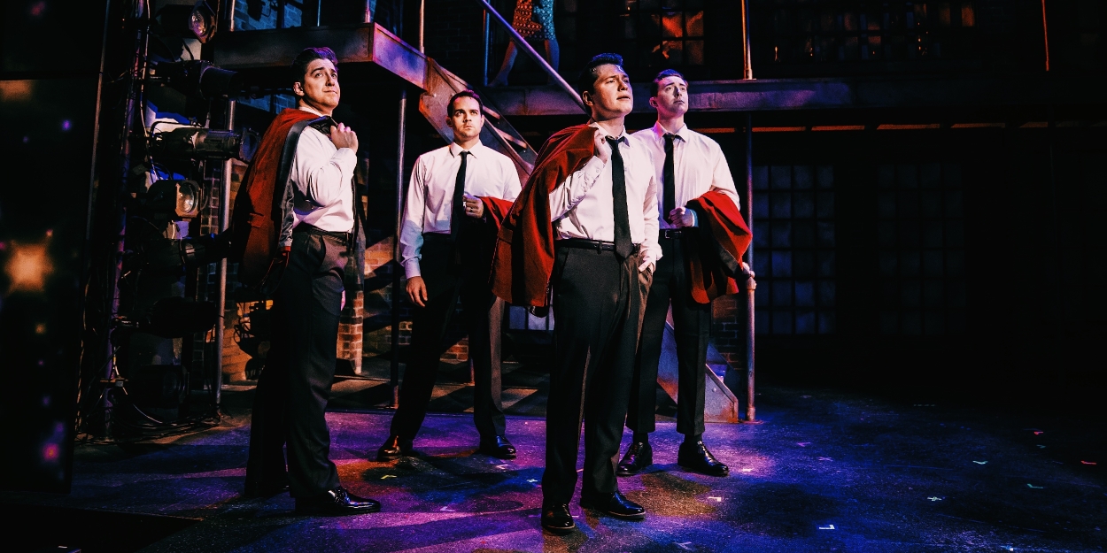 Review: JERSEY BOYS at Mercury Theater Chicago 