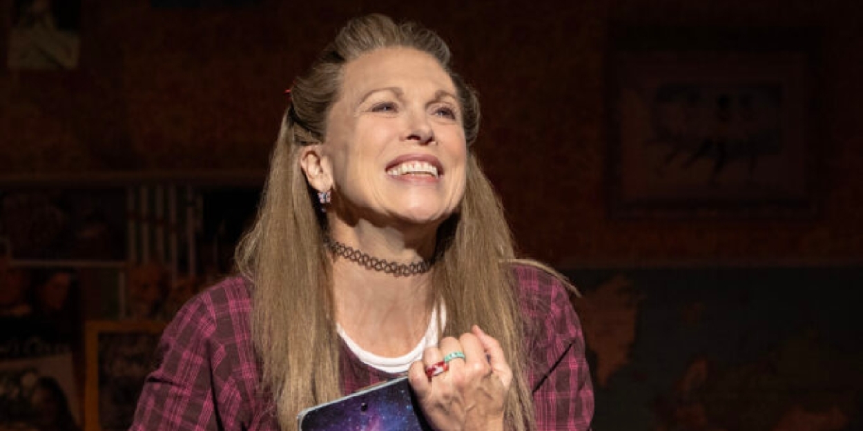 Broadway Beyond Louisville Review: Broadway in Cincinnati presents KIMBERLY AKIMBO at The Photo