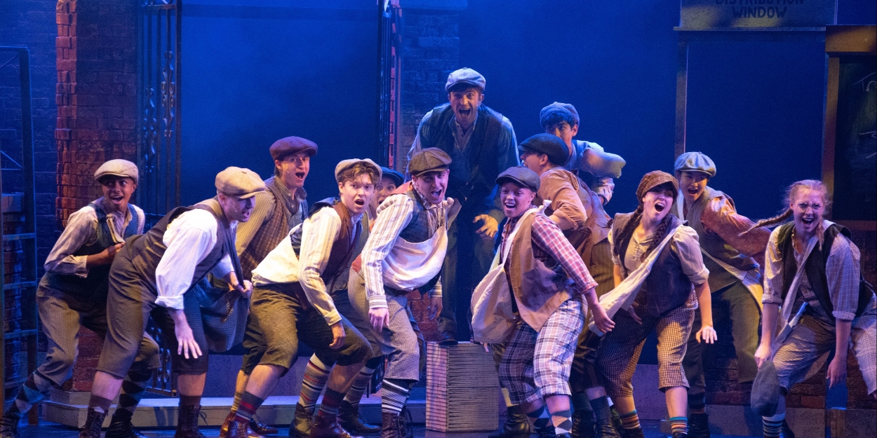 Review: NEWSIES at Dutch Apple Dinner Theatre 