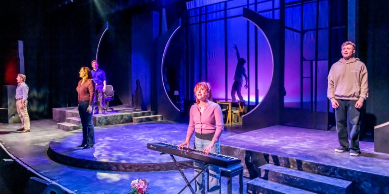 Review: NEXT TO NORMAL at CVRep Photo