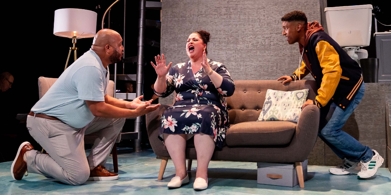 Review: Central Square Theater and Front Porch Arts Collective's NEXT TO NORMAL is Heart-Rending and Hopeful 