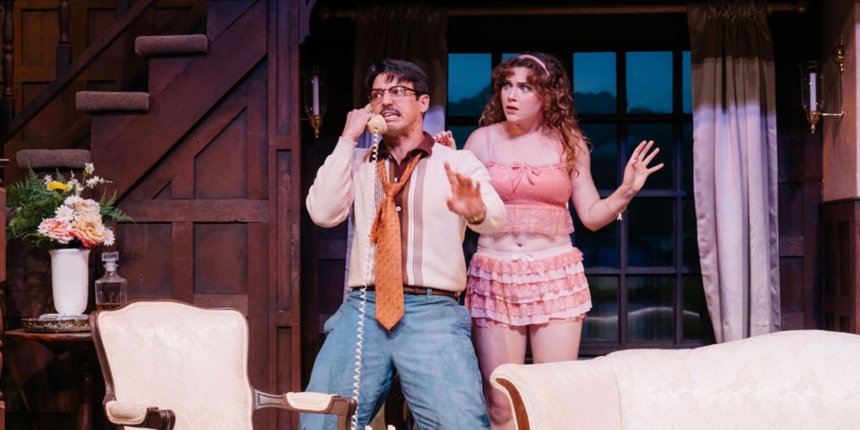 Review: NOISES OFF at Keegan Theatre  Image