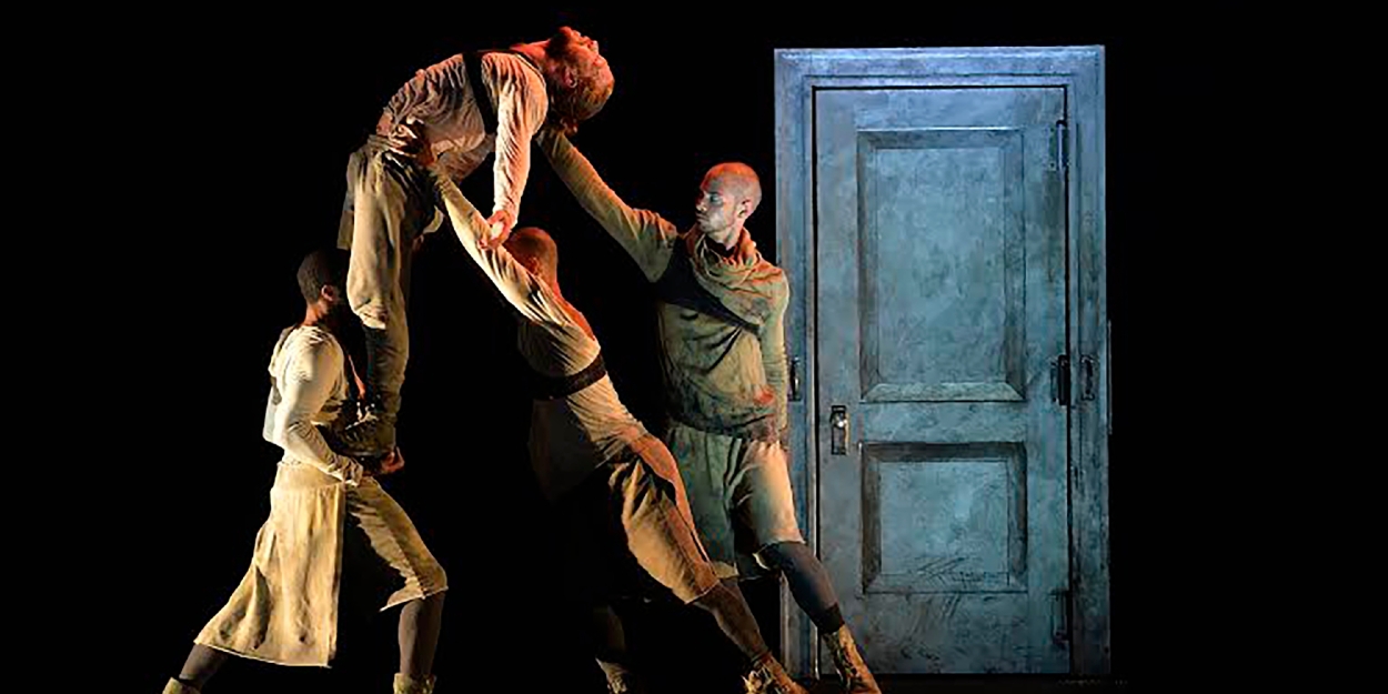 Review: PILOBOLUS AT WOLF TRAP'S FILENE CENTER at Wolf Trap  Image