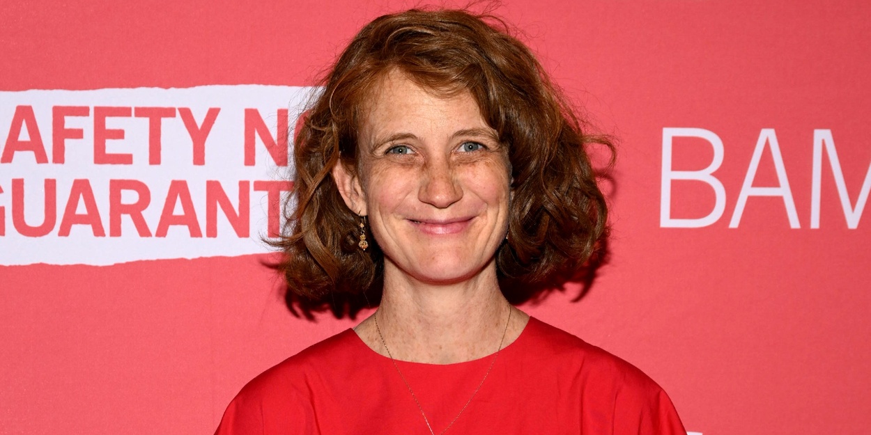 समीक्षा सारांश: 'ओरेटोरियो फॉर लिविंग थिंग्स' सिग्नेचर थिएटर में उद्घाटित 