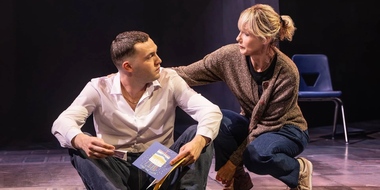 Review Roundup: PUNCH Opens on Broadway Photo