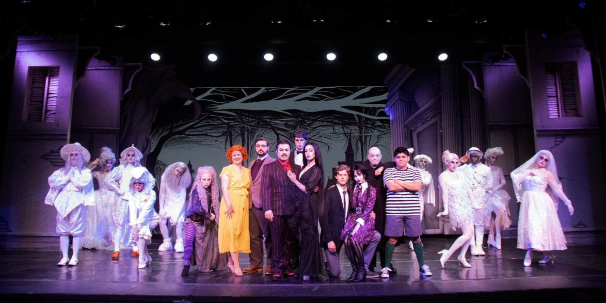 Review: THE ADDAMS FAMILY at Dutch Apple Dinner Theatre Photo
