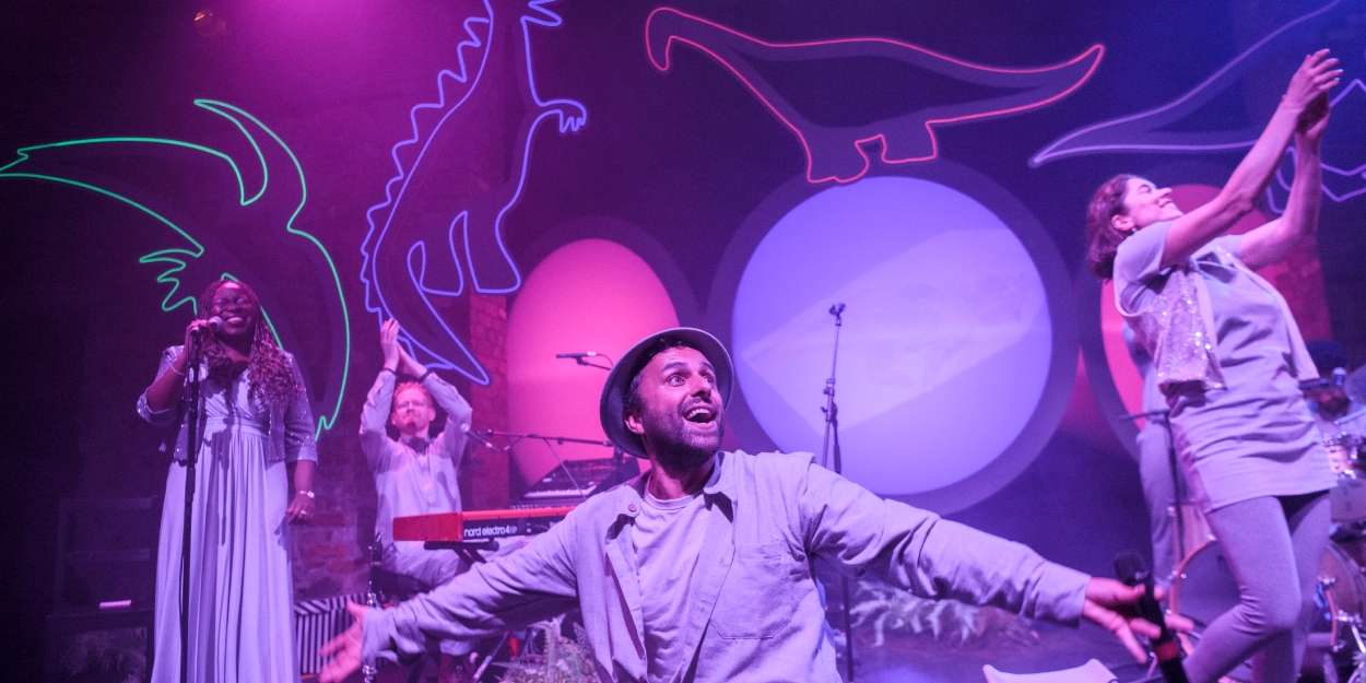 Review: THE COLOUR OF DINOSAURS, Polka Theatre  Image
