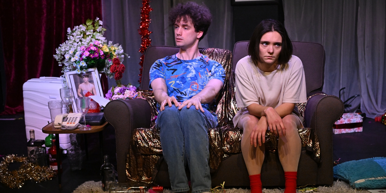 Review: THE CRUMPLE ZONE, Waterloo East Theatre