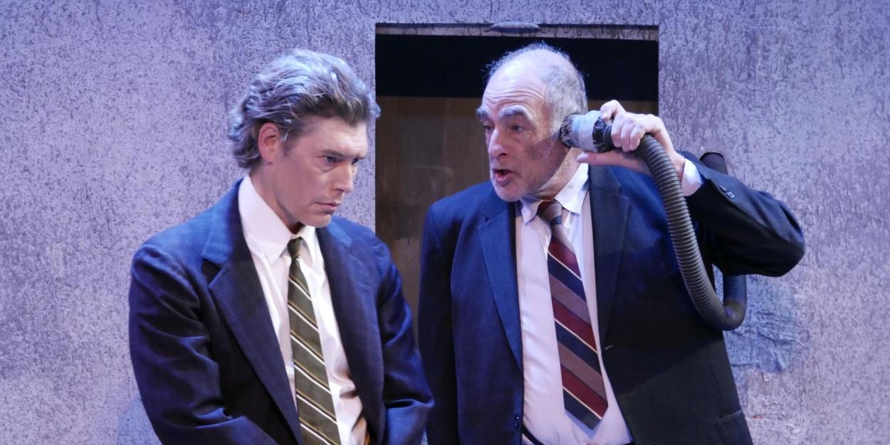 Review: THE DUMB WAITER at Katonah Classic Stage Photo