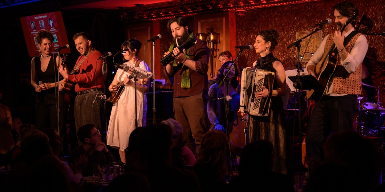 Review: Jarrett Winters Morley's History of THE GREAT COMET Strikes at 54 Below