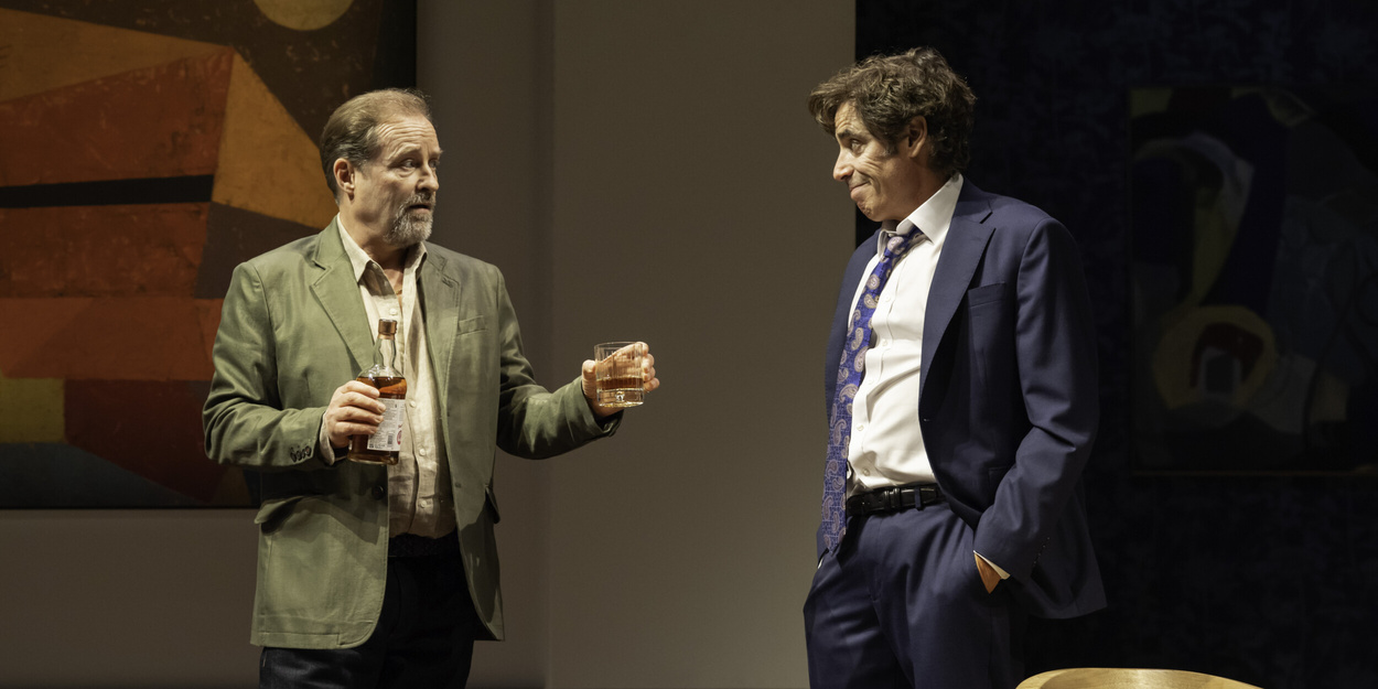 Review: THE TRUTH, Apollo Theatre