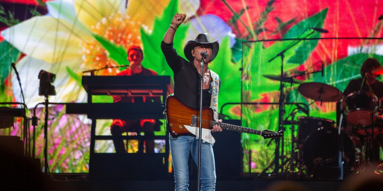 Review: TIM MCGRAW: STANDING ROOM ONLY TOUR 2024 at Xcel Energy Center Photo
