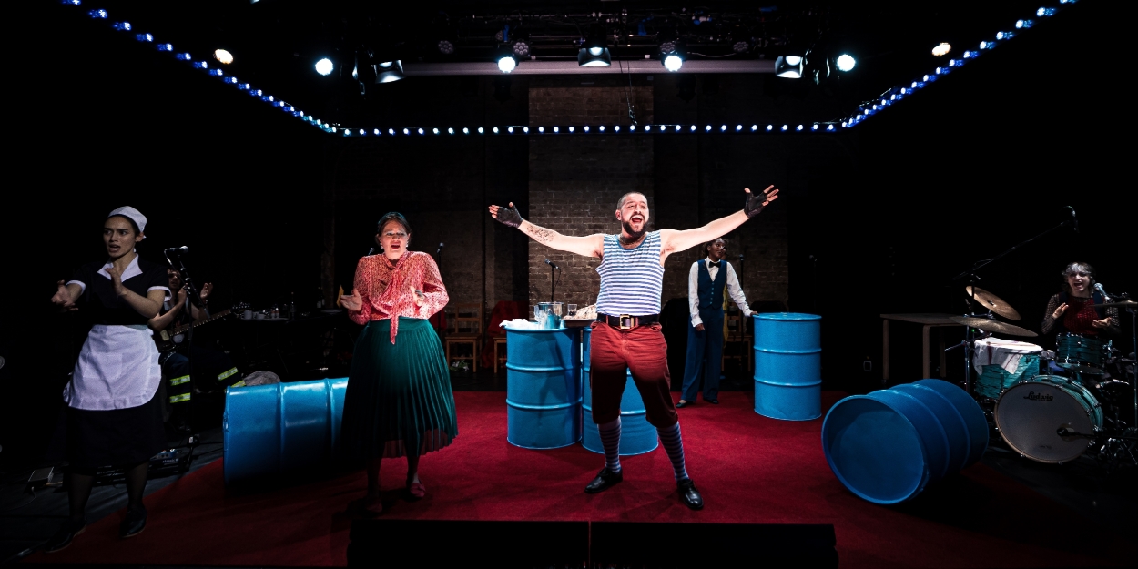 Review: TRUEMAN AND THE ARSONISTS, Roundhouse Studio Theatre 