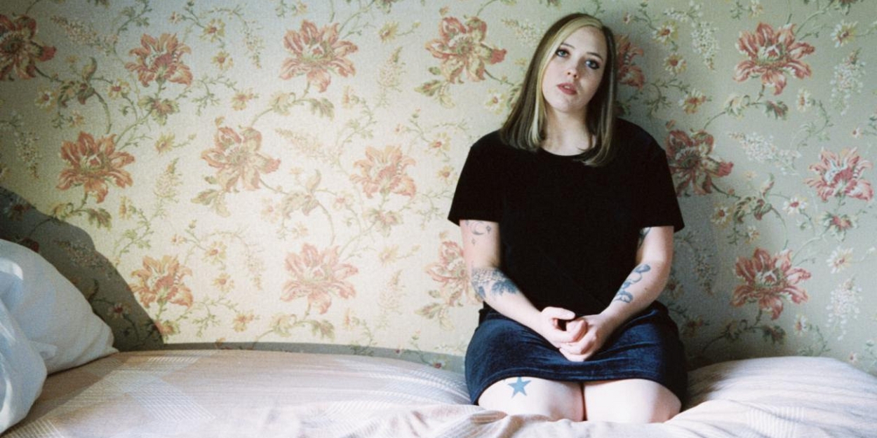 SOCCER MOMMY Releases 'Karaoke Night' EP, Covers Songs by Taylor Swift, Pavement & More