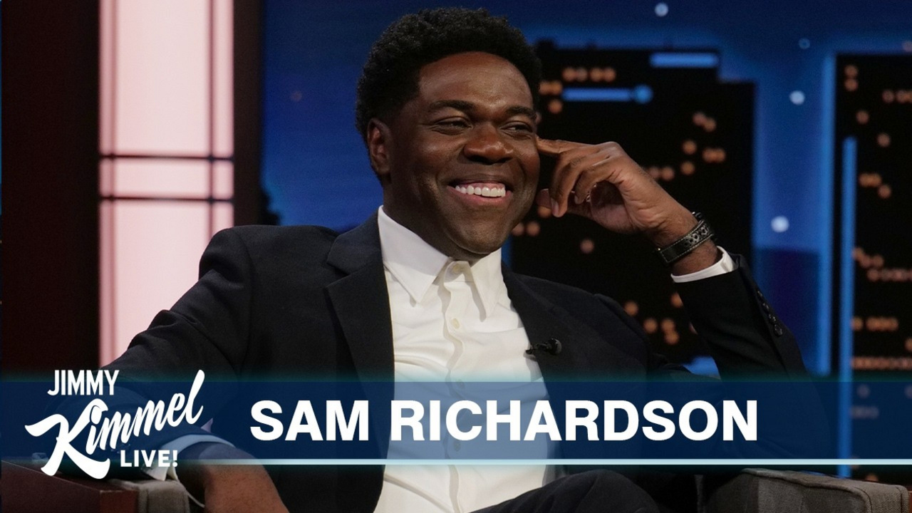 Sam Richardson Talks Detroit Lions Superstitions and Driving a Real Excavator in… Video