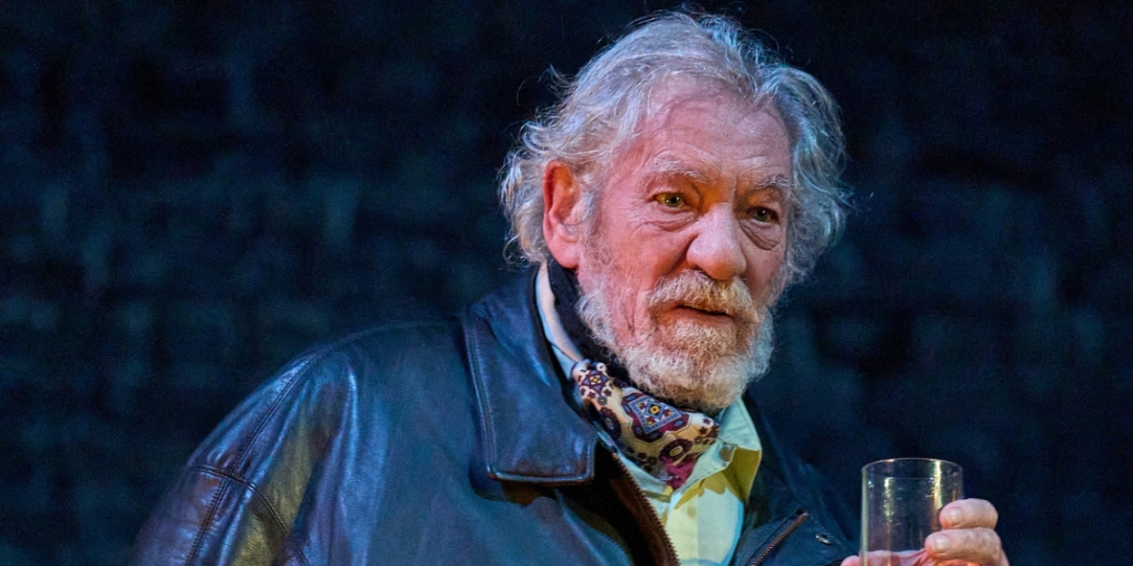 Sir Ian McKellen Delays Return To PLAYER KINGS After Falling Off Stage Photo