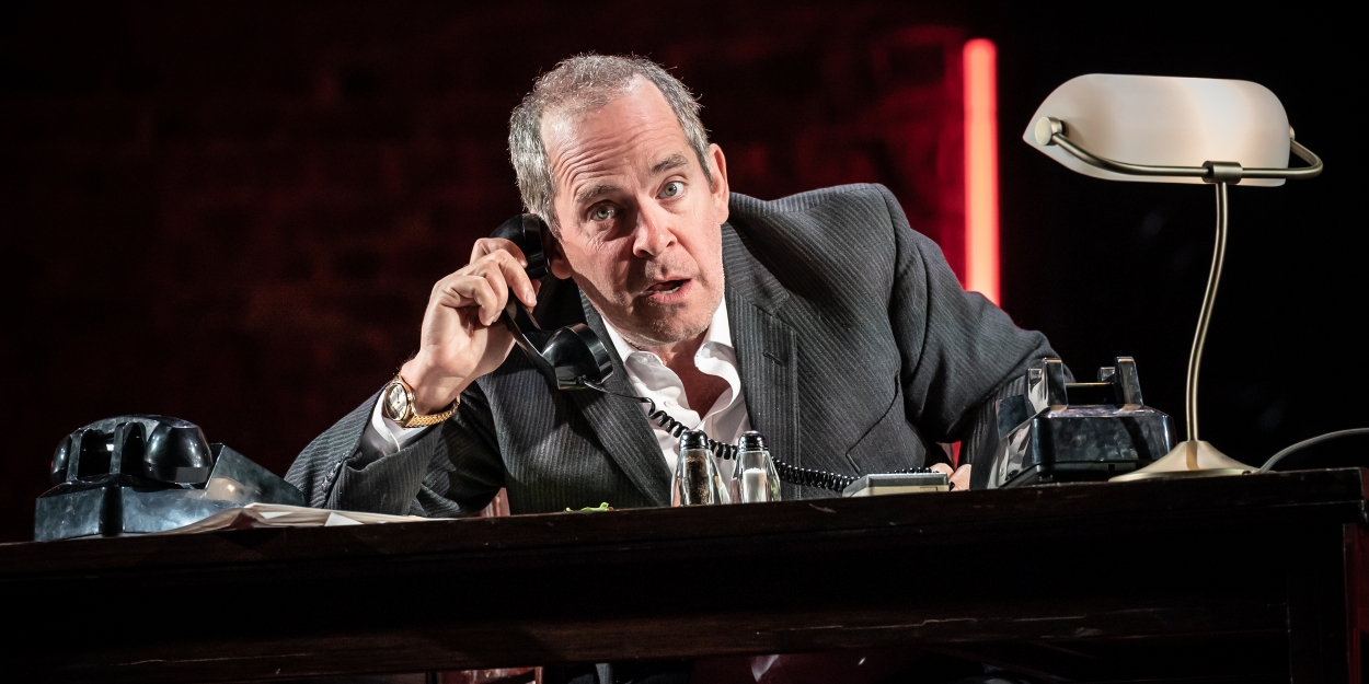 Tom Hollander Reveals Fear of Russian Threats While Performing in PATRIOTS 