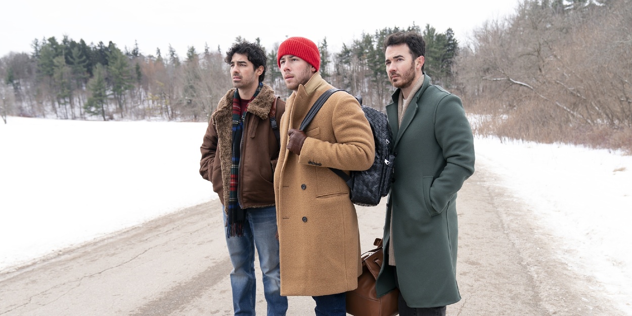 Video: Jesse Tyler Ferguson Stars as Santa in A VERY JONAS CHRISTMAS MOVIE Trailer Photo