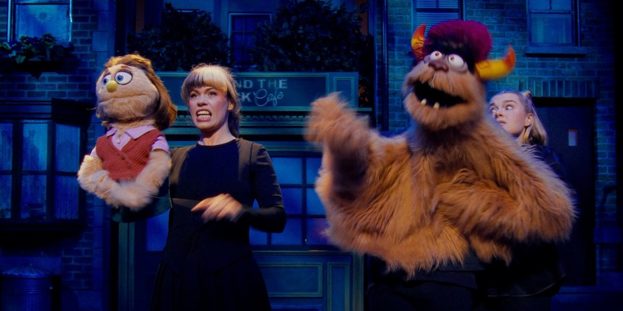 Video: AVENUE Q West End Cast Performs 'The Internet Is For Porn' Video