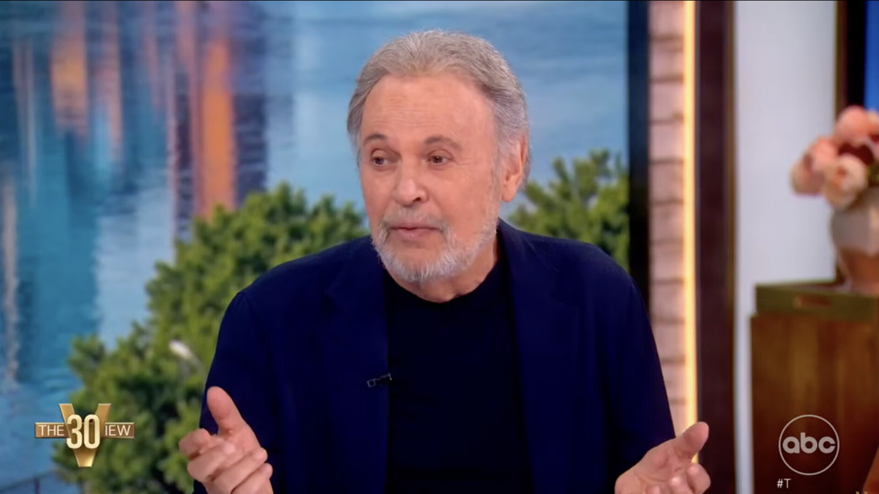 Video: Billy Crystal Discusses Turning the Loss Of His Home Into Broadway's 860 on… Video
