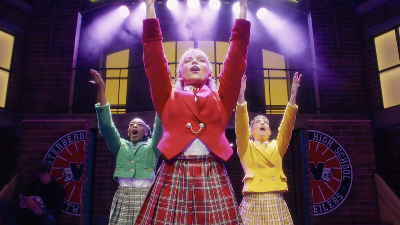 Video: Gerardine Sacdalan, Louis Hearsey, and More in New Trailer For HEATHERS UK… Video