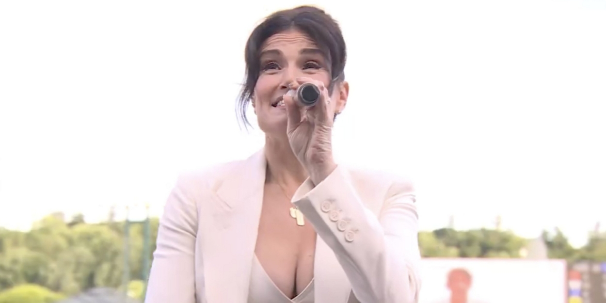 Video: Idina Menzel Performs 'New York, New York' at Belmont Stakes Day Photo