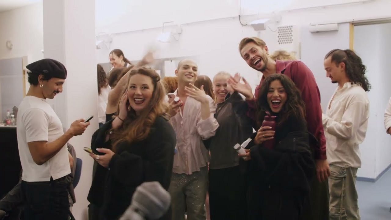 Video: & JULIA Cast and Band Rehearse Together in Stuttgart Sitzprobe Video