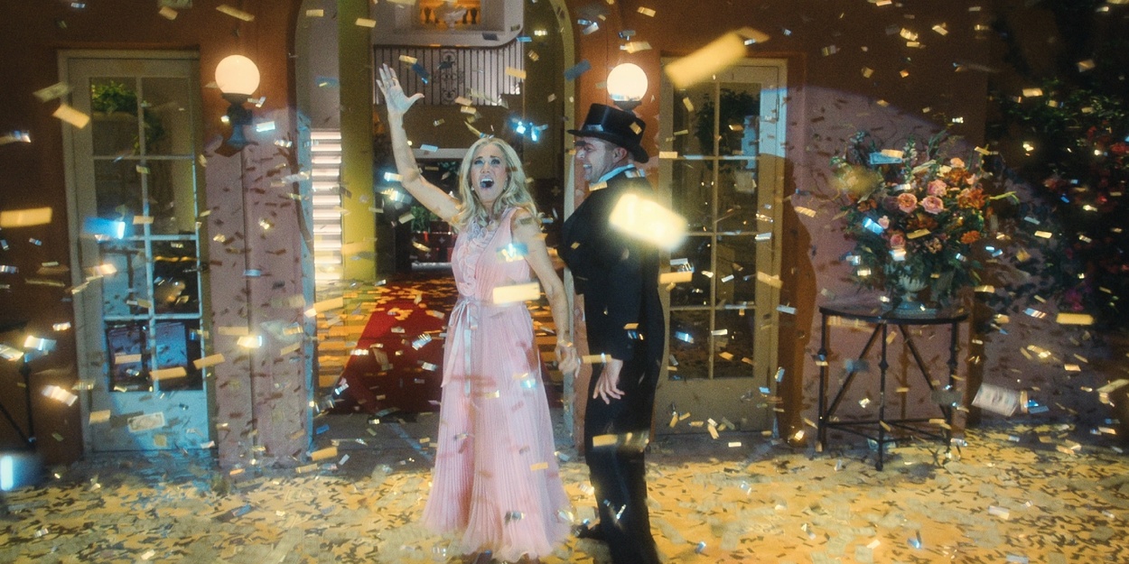 Video: Kristen Wiig and Ricky Martin Perform 'I Had A Ball' in PALM ROYALE Season 2… Video