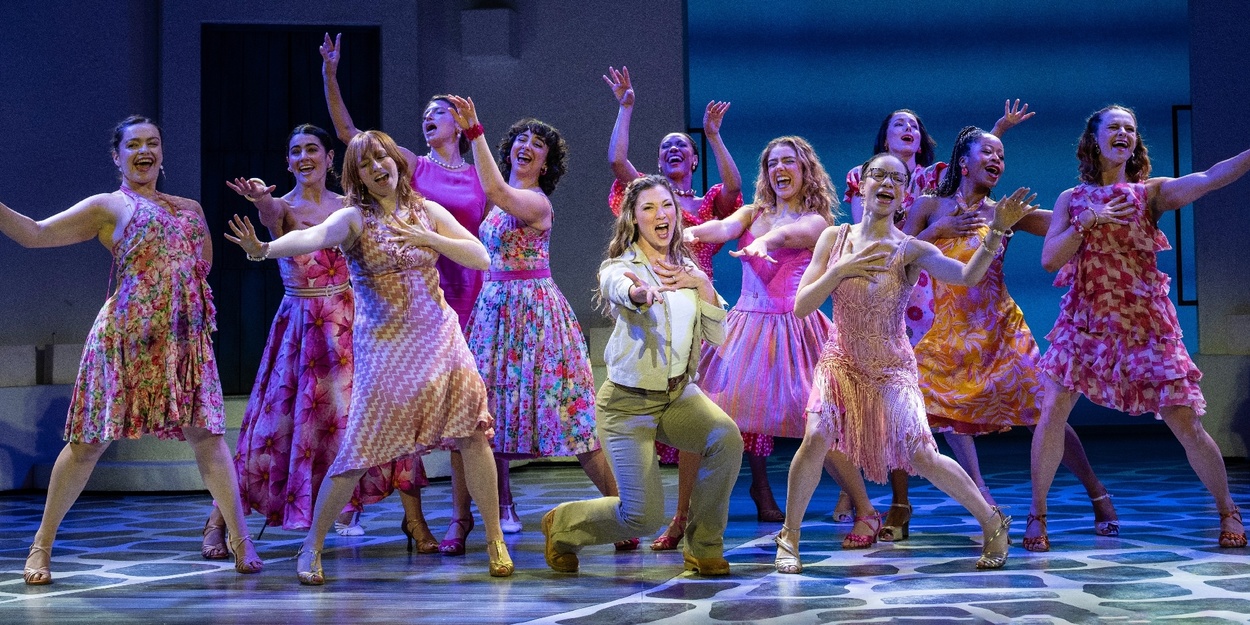 Video: Man Yells at MAMMA MIA! Audience Members For Being 'Loud and Obnoxious' at Recent Performance Photo